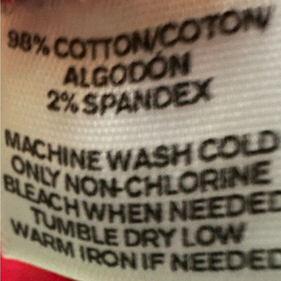 Loft size 6 seersucker dark pink/hot pink shorts with pockets. Like new. - Picture 6 of 7